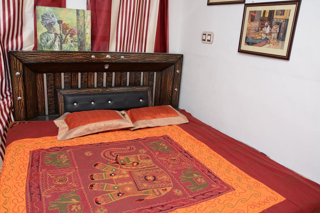 Karina Art Home Stay Bikaner Luaran gambar