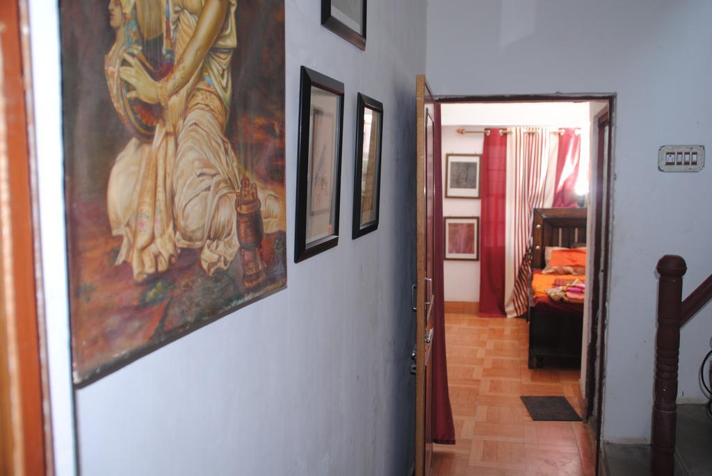 Karina Art Home Stay Bikaner Bilik gambar